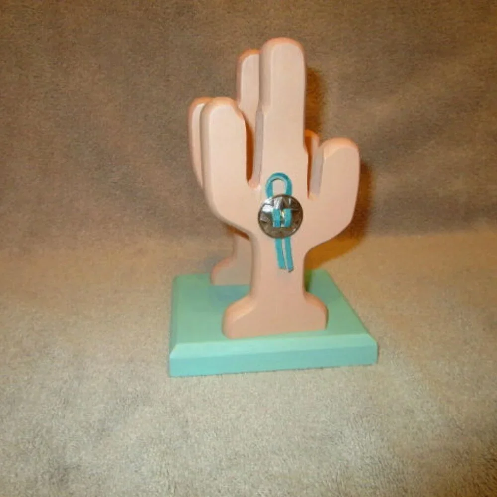 Vtg Hand Carved Wood Napkin Holder Saguaro Cactus Rawhide Conchos Southwestern